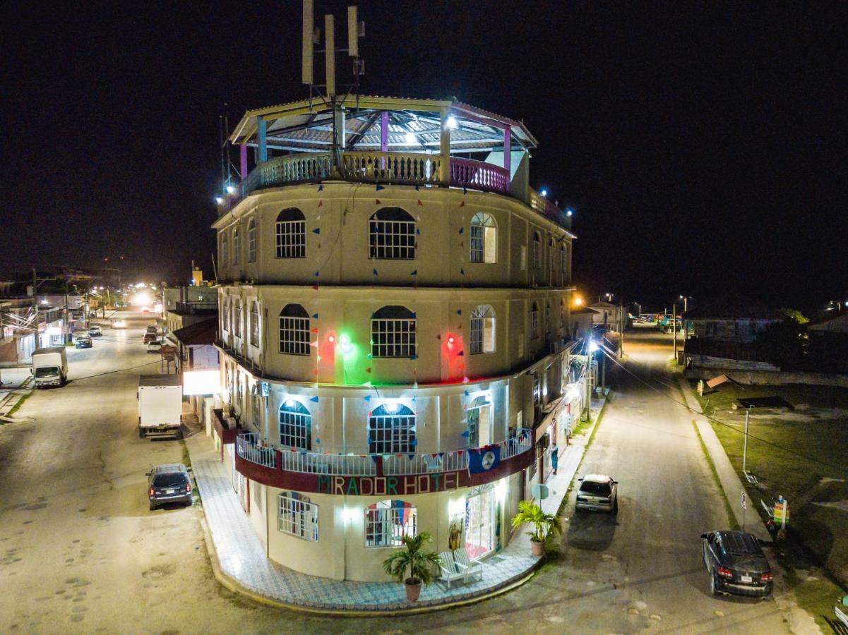 Mirador Hotel Corozal Exterior photo